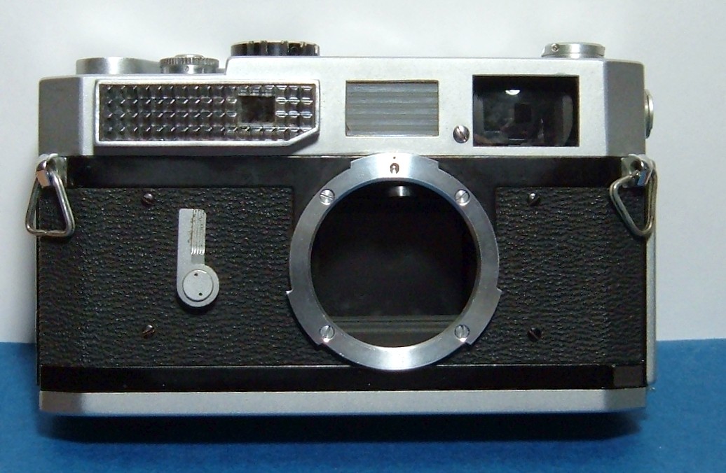 Grandpa Hank Kellner's Vintage Rangefinder Cameras: The Canon 7SZ 